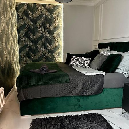 Apartamenty Kielce- Klonowa Nad Zalewem, 1-13 Osob, Faktura, Parking, Centrum Buitenkant foto
