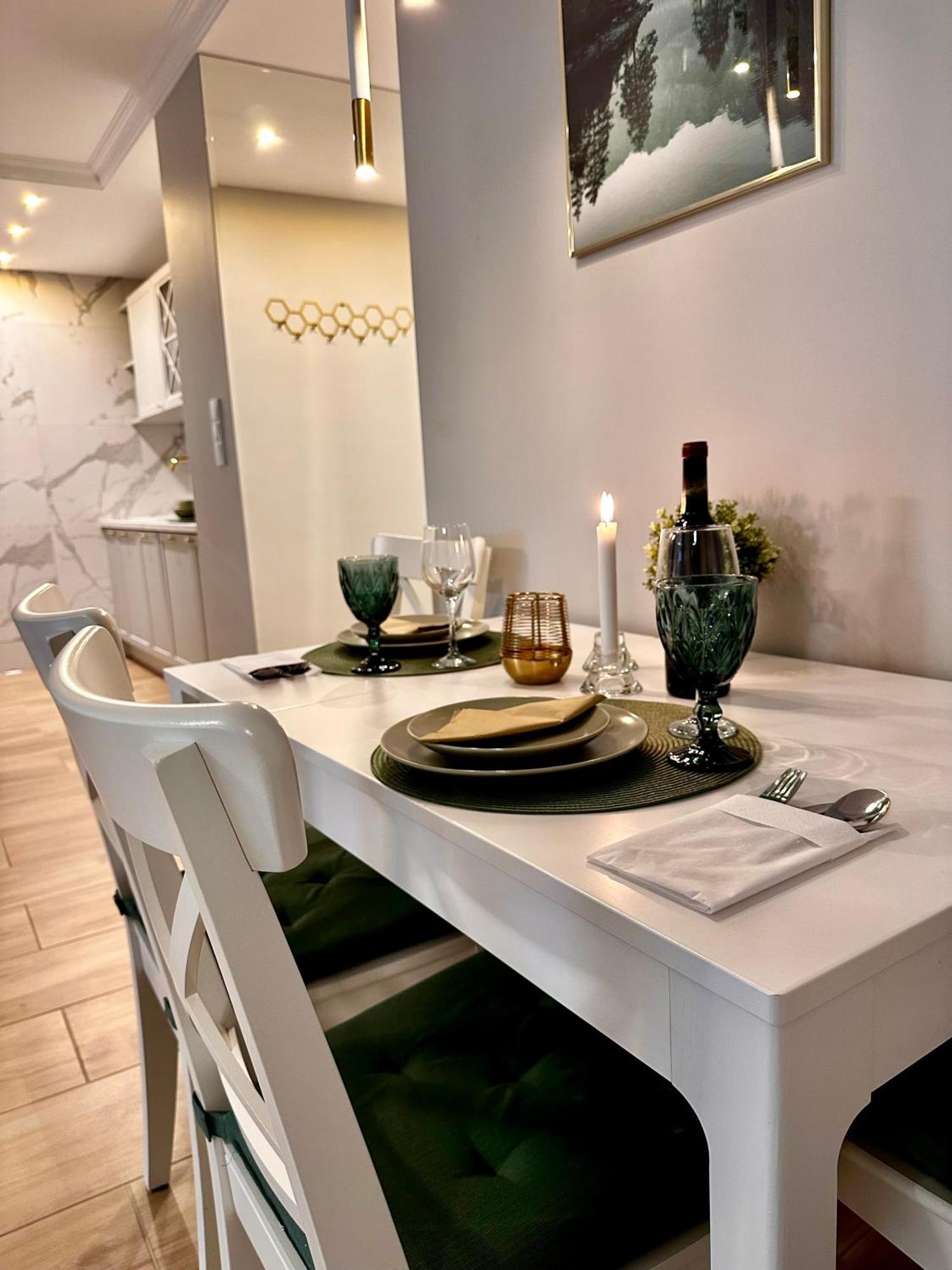 Apartamenty Kielce- Klonowa Nad Zalewem, 1-13 Osob, Faktura, Parking, Centrum Buitenkant foto