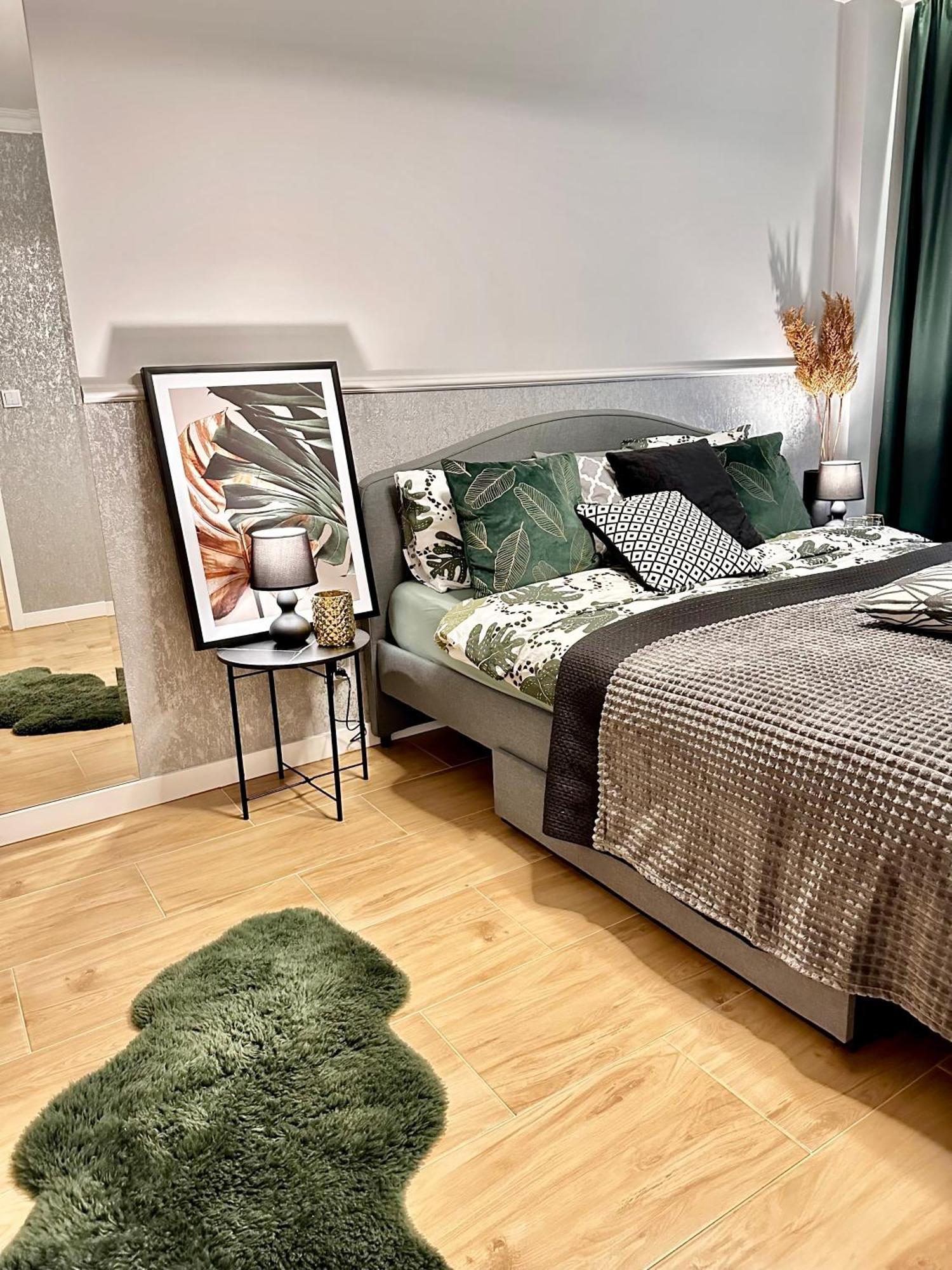 Apartamenty Kielce- Klonowa Nad Zalewem, 1-13 Osob, Faktura, Parking, Centrum Buitenkant foto