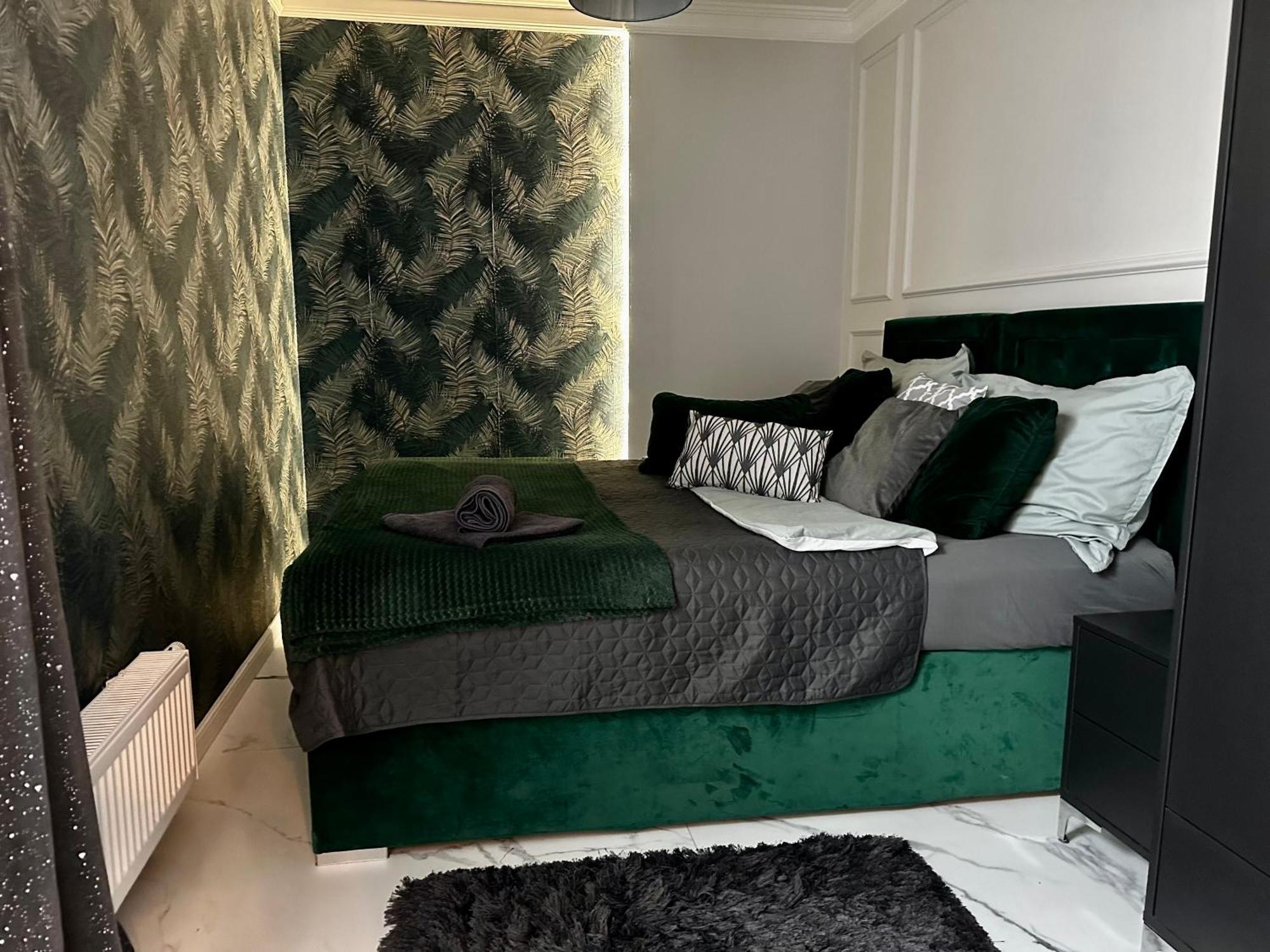 Apartamenty Kielce- Klonowa Nad Zalewem, 1-13 Osob, Faktura, Parking, Centrum Buitenkant foto